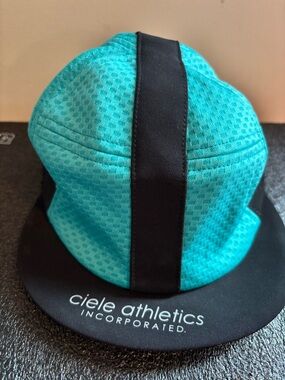 Ciele Athletics Teal & Black Running Cap